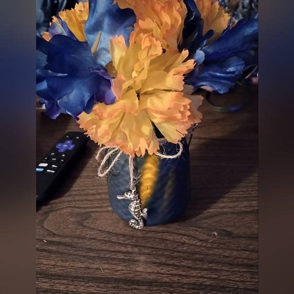 Handmade Flower Pen Bouquet - Picture 1 of 17